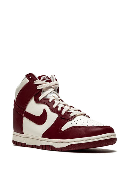 Nike Dunk High Team Red